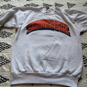 Vintage UT University of Tennessee sweatshirt. Fits like a modern Medium!